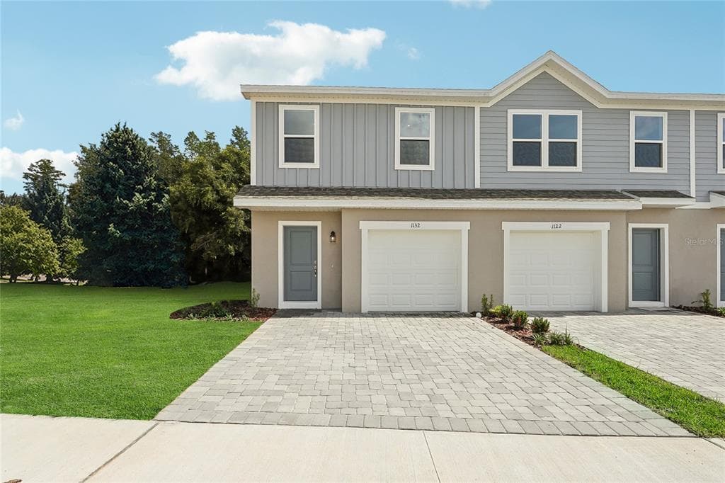 3024 JESSAMINE DRIVE, TAVARES, FL 32778
