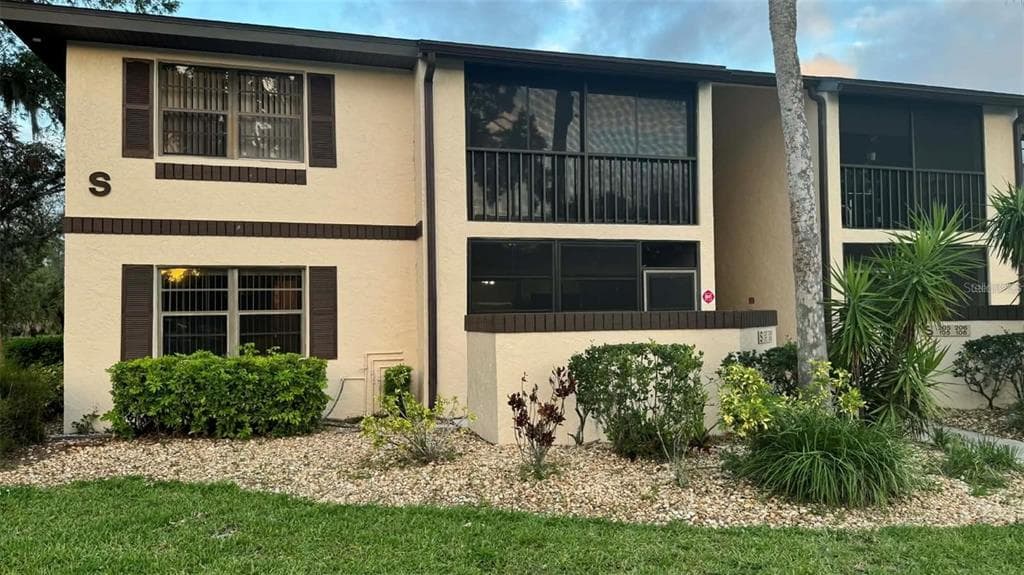 19505 QUESADA AVENUE # S107, PORT CHARLOTTE, FL 33948