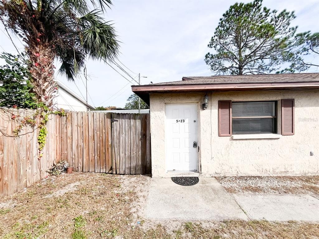 5723 SILVER SPUR DRIVE, HOLIDAY, FL 34690