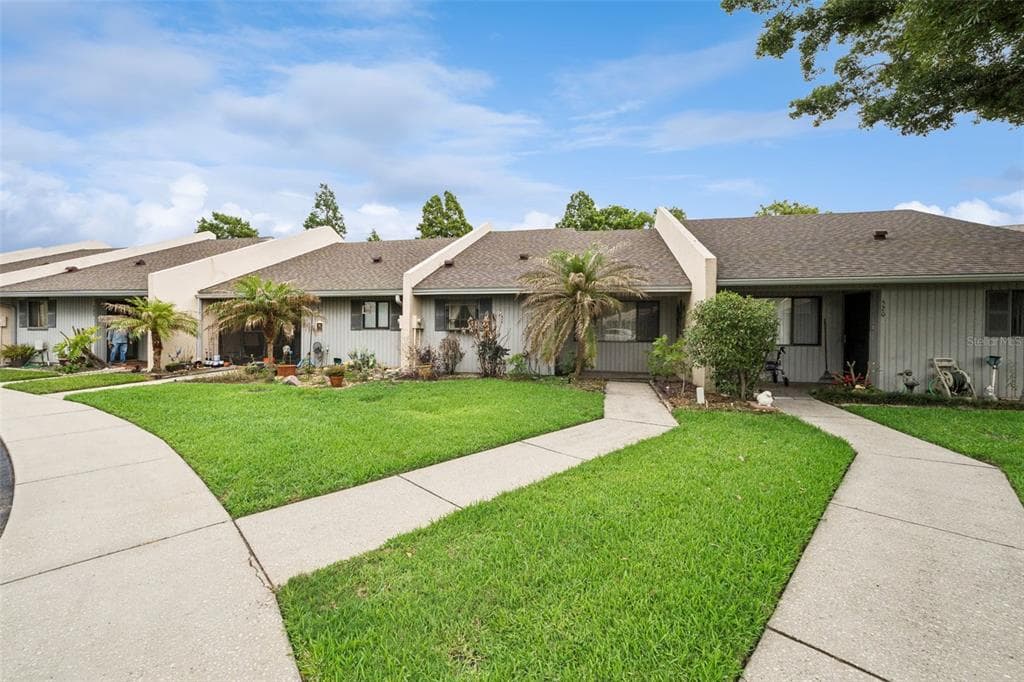 2600 LUCERNE PARK ROAD # 521, WINTER HAVEN, FL 33881