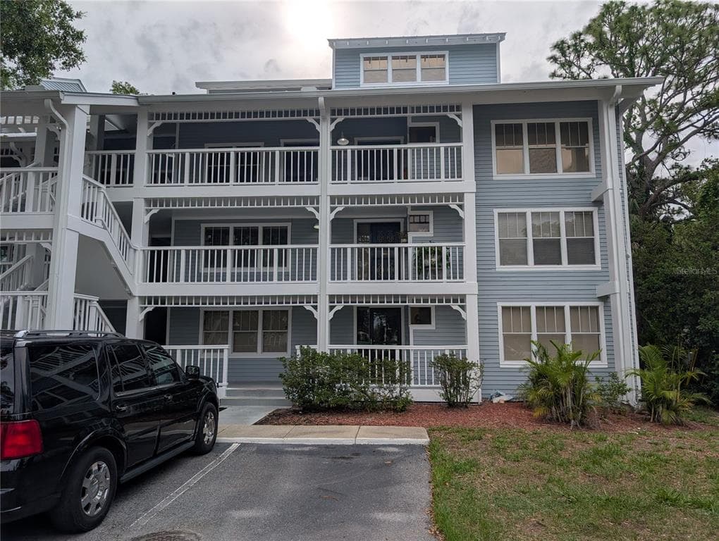 2577 DOLLY BAY DRIVE # 302, PALM HARBOR, FL 34684