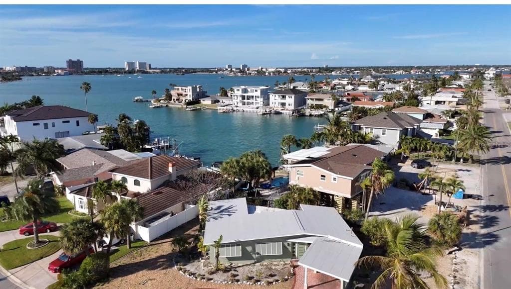 6407 1ST PALM POINT, ST PETE BEACH, FL 33706