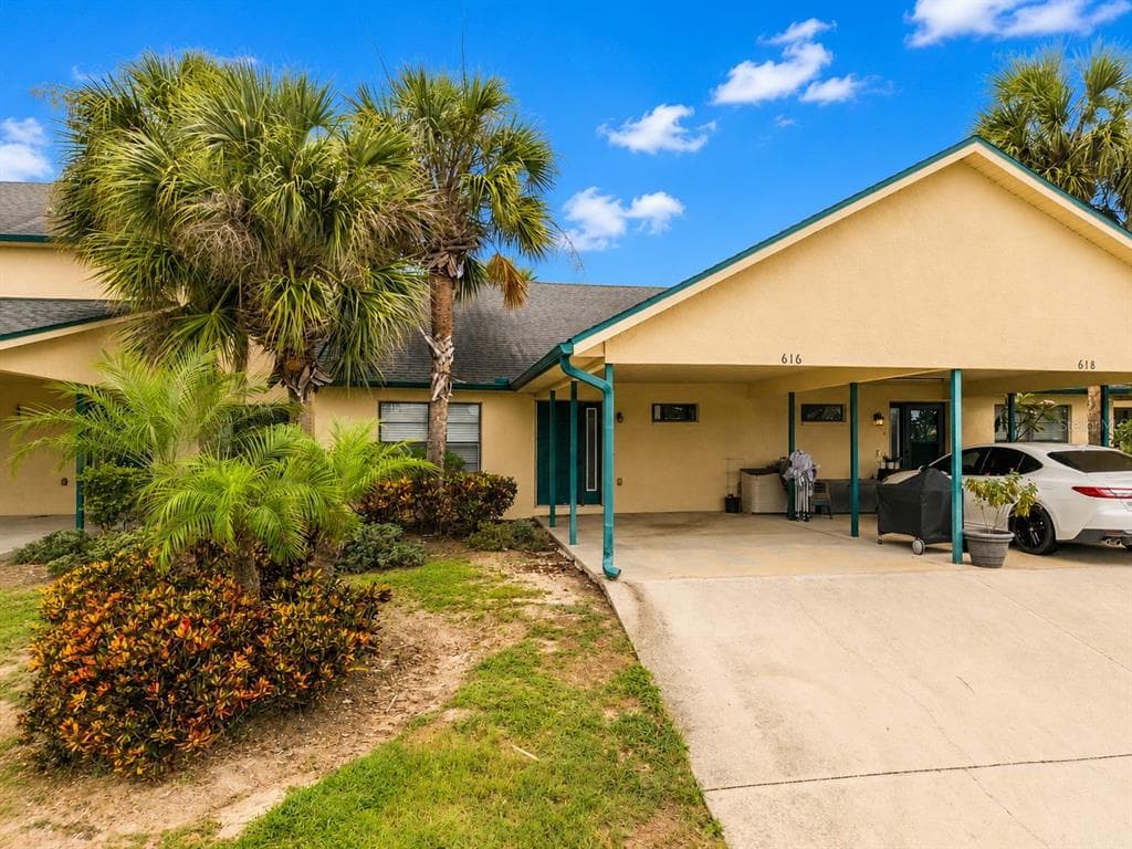 616 YARDARM DRIVE # 8, APOLLO BEACH, FL 33572
