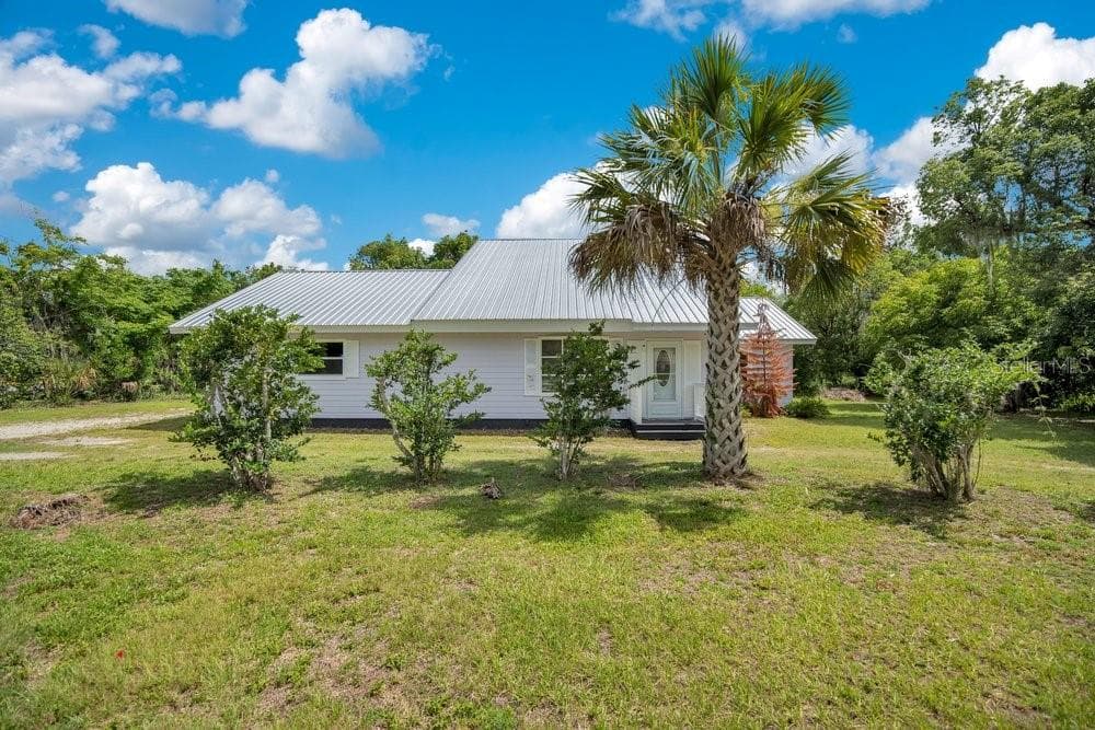 110 W WASHINGTON AVENUE, DELAND, FL 32720