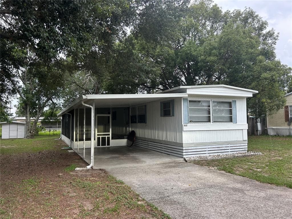 9640 SE 161ST PLACE, SUMMERFIELD, FL 34491