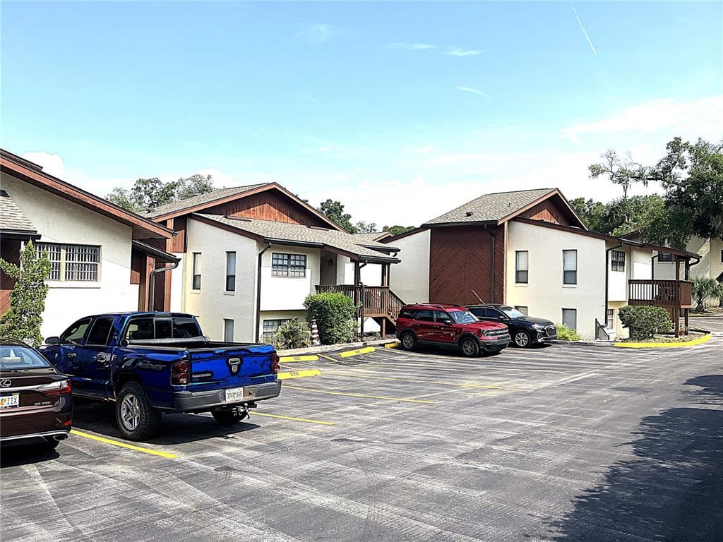 956 5TH STREET # 9A, CLERMONT, FL 34711
