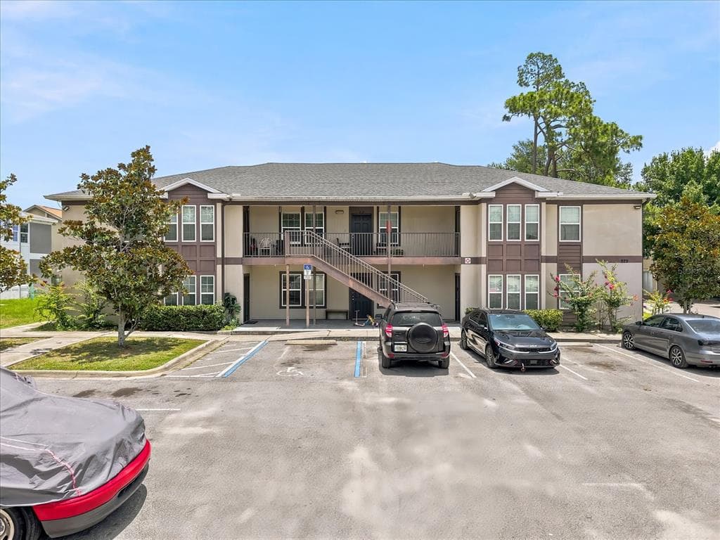 272 HART LANE, KISSIMMEE, FL 34743