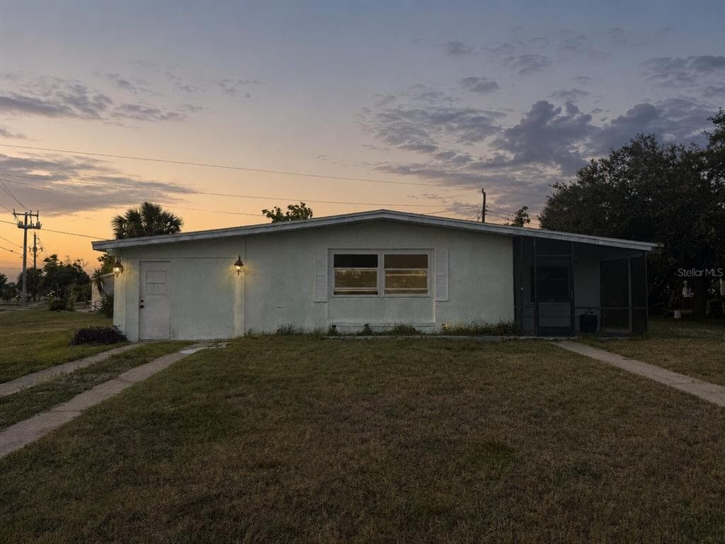 21098 GEPHART AVENUE, PORT CHARLOTTE, FL 33952