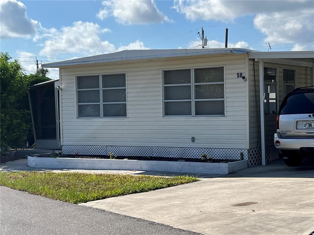 1100 UNIVERSITY PARKWAY # 58, SARASOTA, FL 34234