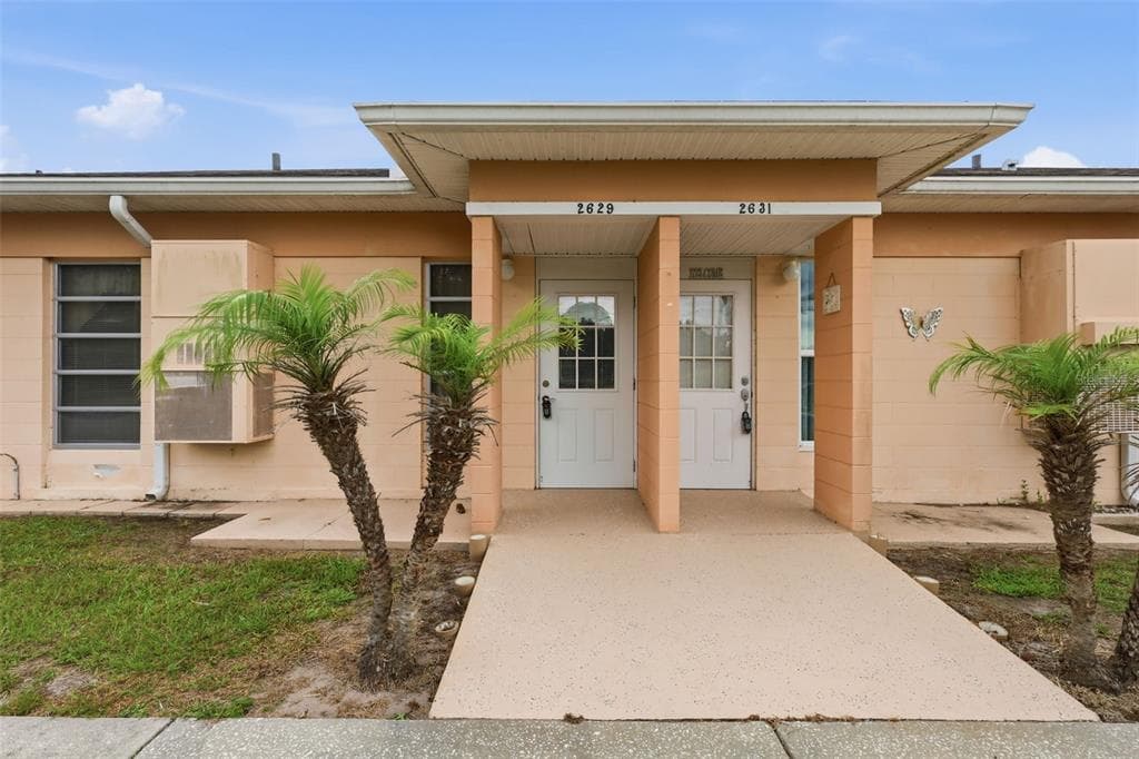 2629 CLUB CIRCLE # 2629, LAKE WALES, FL 33898