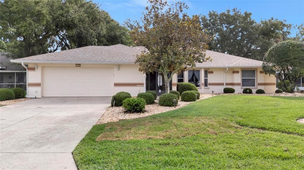 21830 KING EDWARD COURT, LEESBURG, FL 34748