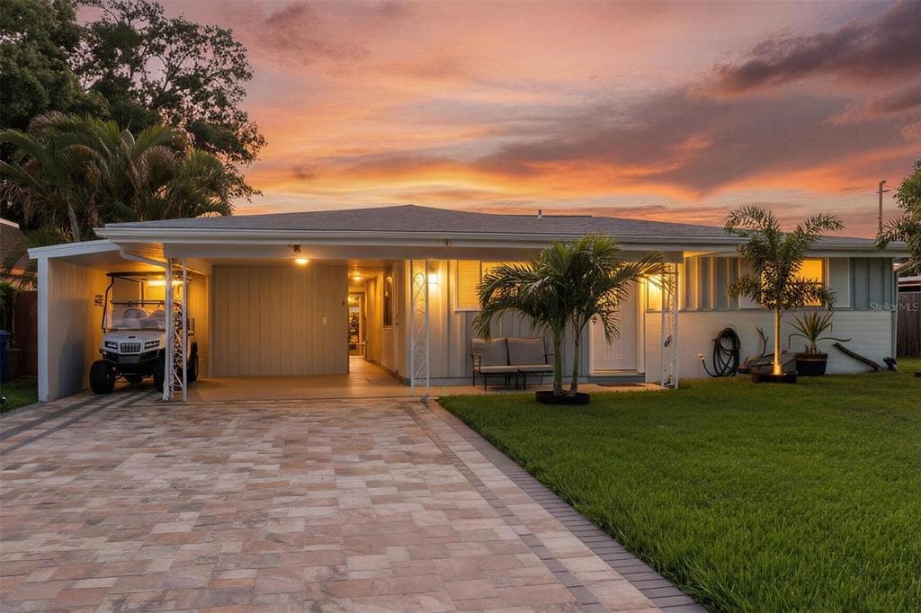 96 NEW YORK AVENUE, DUNEDIN, FL 34698