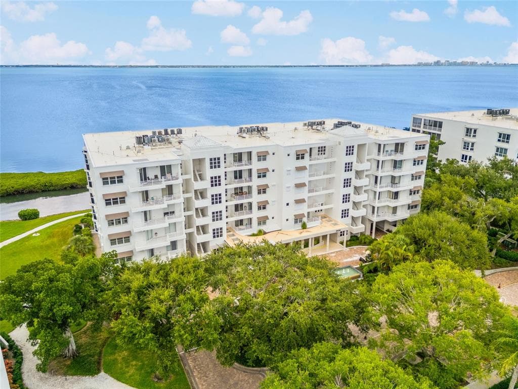2450 HARBOURSIDE DRIVE # 244, LONGBOAT KEY, FL 34228