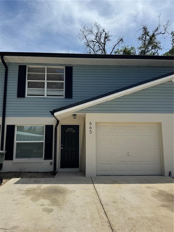 665 W JUNIATA STREET, CLERMONT, FL 34711