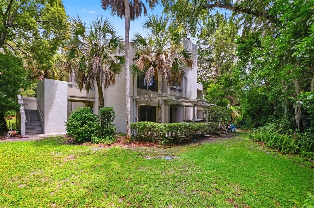 100 FAIRWAY DRIVE # 100, LONGWOOD, FL 32779