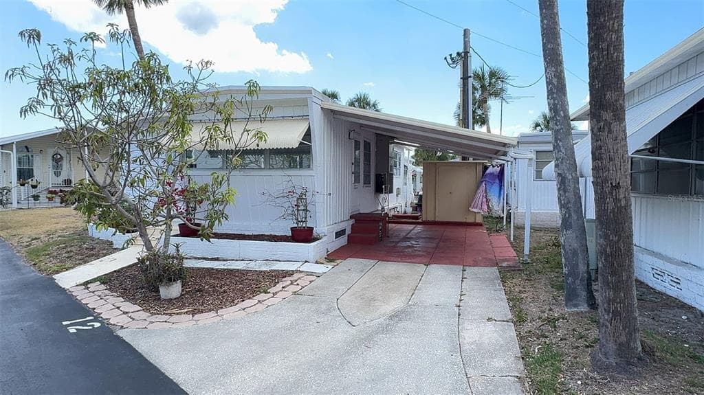 4851 W GANDY BOULEVARD # B4L12, TAMPA, FL 33611