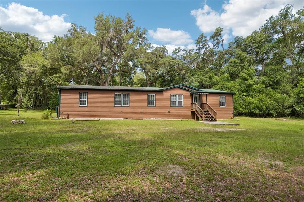 6221 EMERSON ROAD, BROOKSVILLE, FL 34601