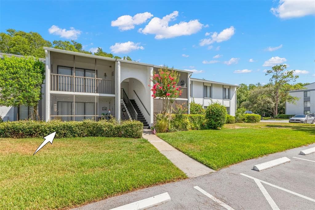 1290 PINE RIDGE CIRCLE E # E1, TARPON SPRINGS, FL 34688