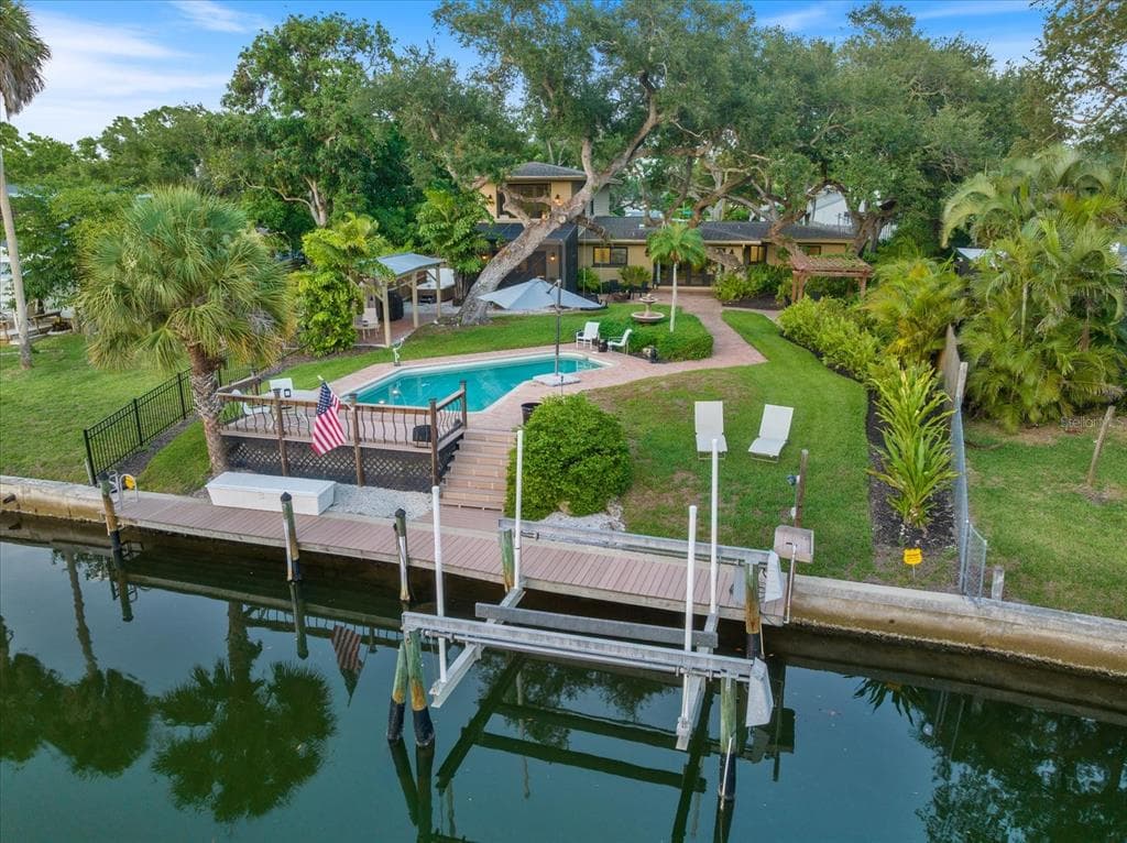 1827 BAYWOOD DRIVE, SARASOTA, FL 34231