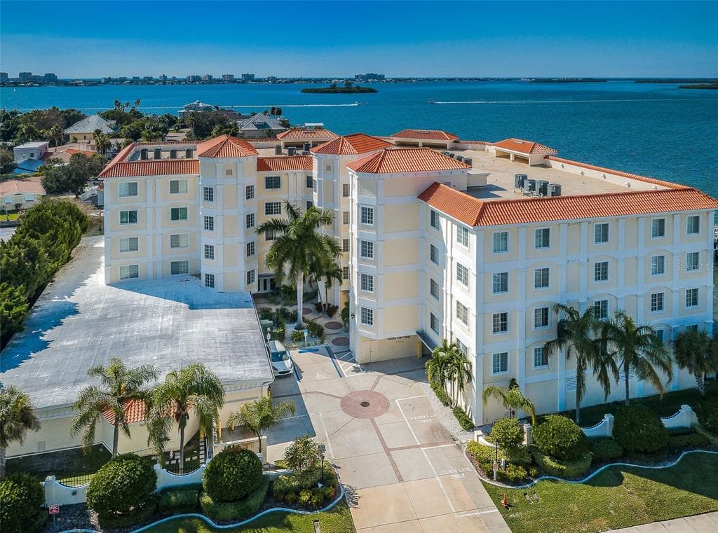 1860 N FORT HARRISON AVENUE # 103, CLEARWATER, FL 33755