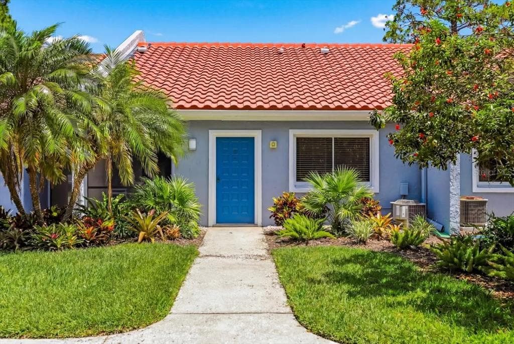 4540 BEE RIDGE ROAD # Villa 1, SARASOTA, FL 34233