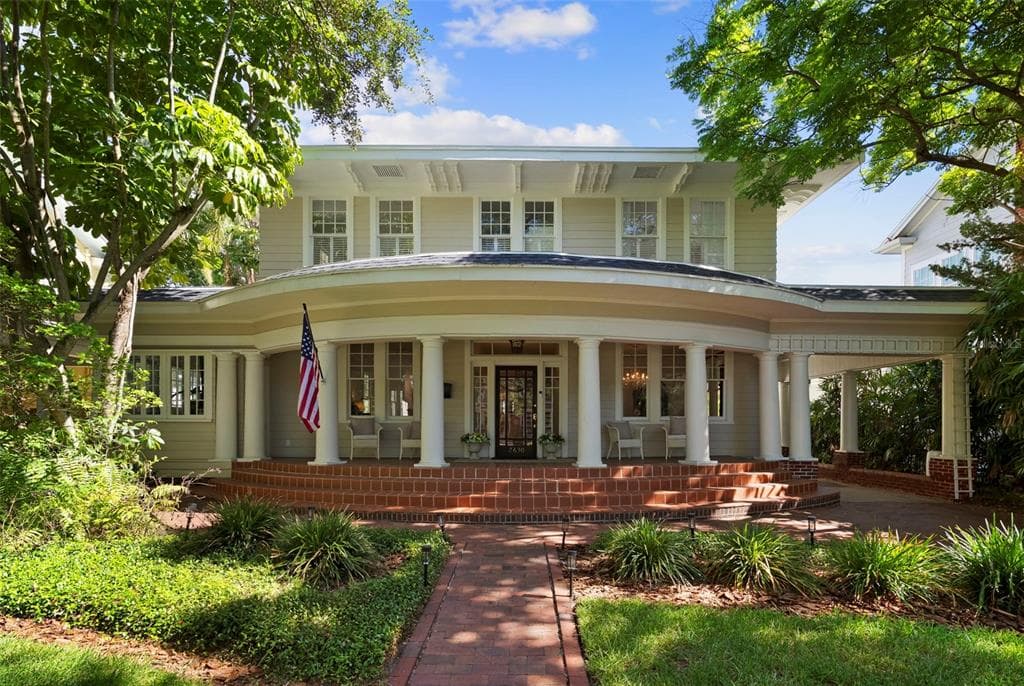 2630 W PROSPECT ROAD, TAMPA, FL 33629