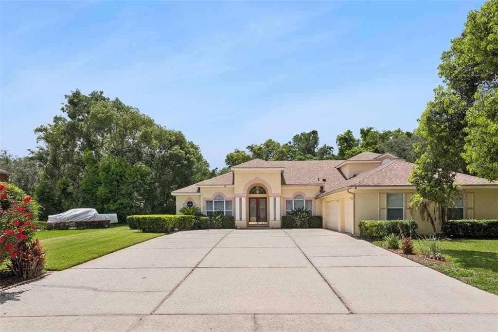 126 SEVILLE CHASE DRIVE, WINTER SPRINGS, FL 32708
