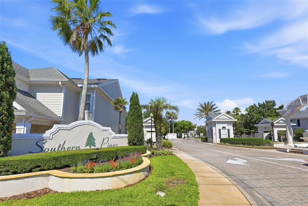 1300 EASTERN PECAN PLACE # 208, WINTER GARDEN, FL 34787