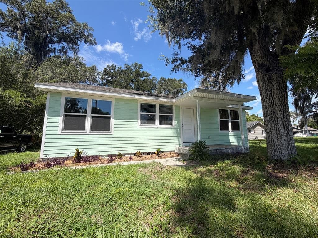 840 N FRANKFORT AVENUE, DELAND, FL 32724