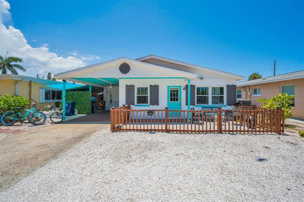 305 15TH AVENUE, INDIAN ROCKS BEACH, FL 33785