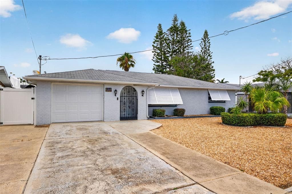 13626 JENNITA DRIVE, HUDSON, FL 34667