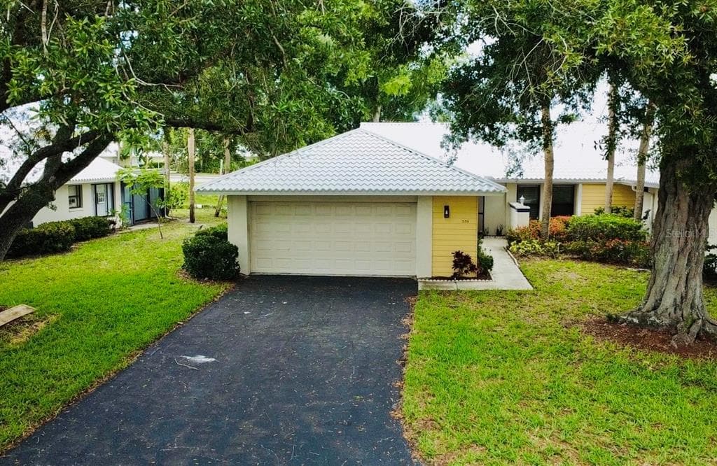 339 PEMBROKE LANE S # 228, VENICE, FL 34293