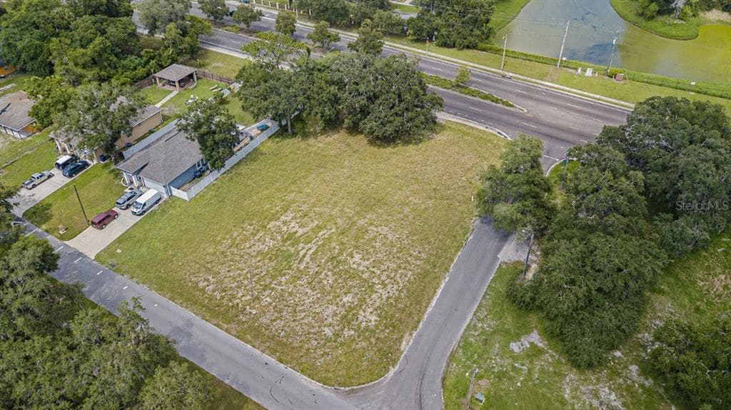 7502 N 40TH STREET, TAMPA, FL 33604