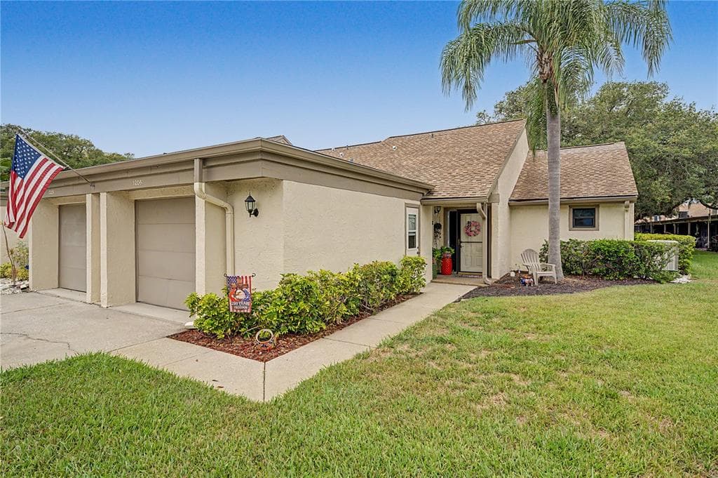 1206 PALM DRIVE, TARPON SPRINGS, FL 34689