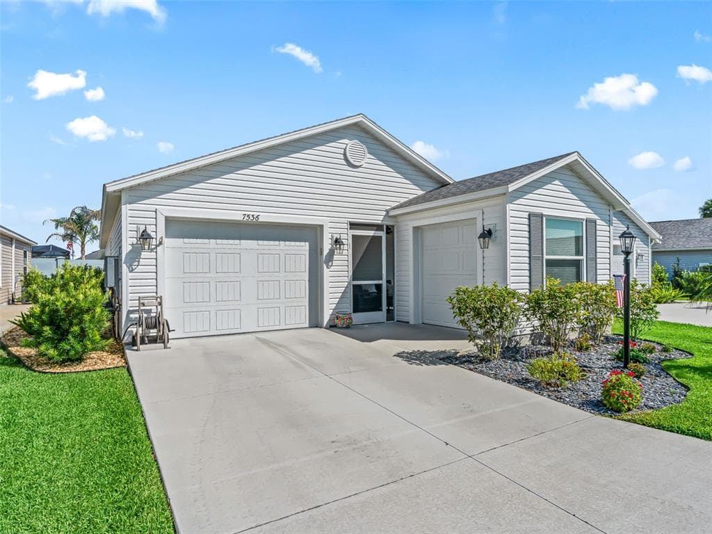 7536 KUENHER COURT, THE VILLAGES, FL 34762