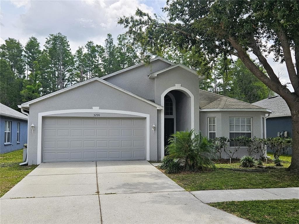 3220 CLOVER BLOSSOM CIRCLE, LAND O LAKES, FL 34638