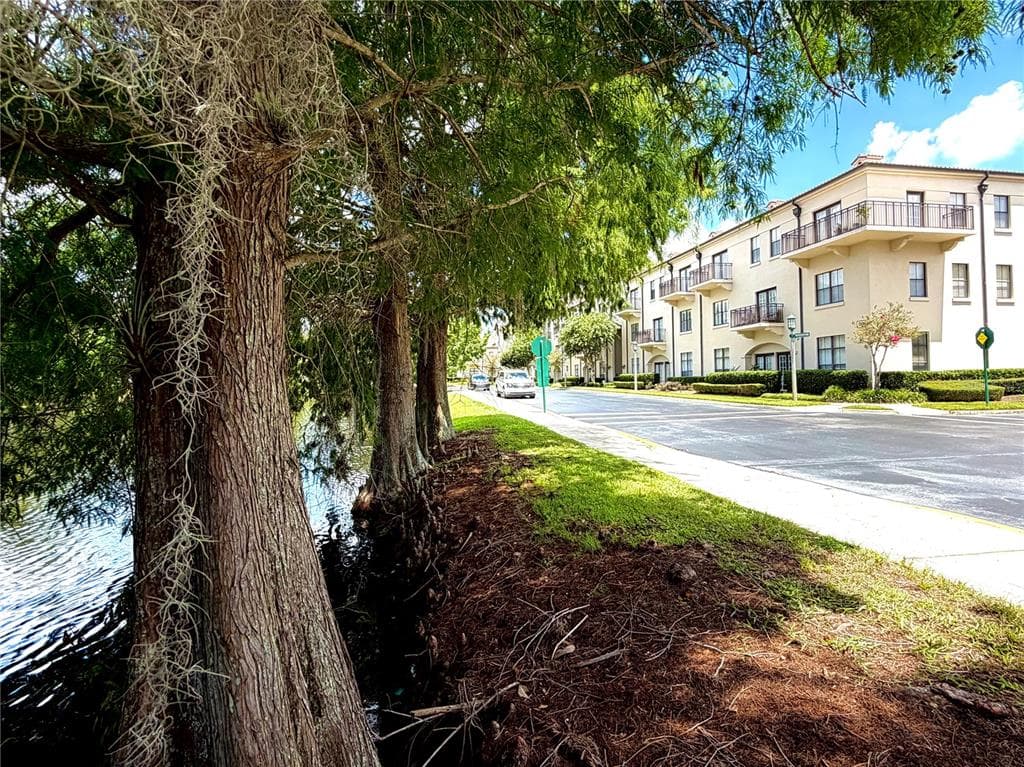 909 WATERSIDE LANE # 205, CELEBRATION, FL 34747