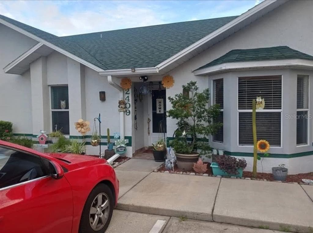 2409 MING COURT, KISSIMMEE, FL 34744