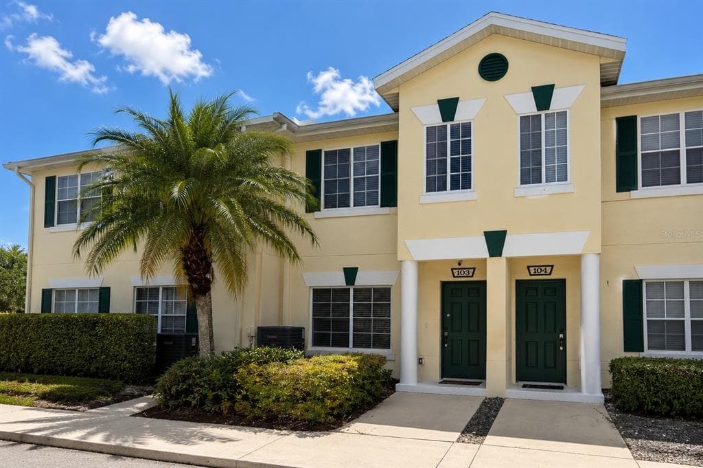 215 CAPE HARBOUR LOOP # 103, BRADENTON, FL 34212