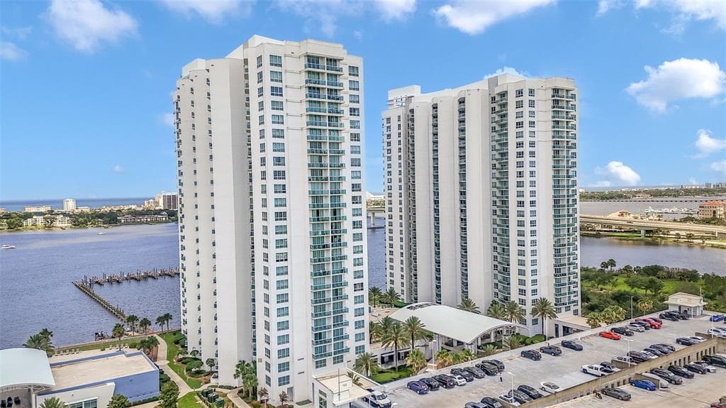 241 RIVERSIDE DRIVE # 1806, DAYTONA BEACH, FL 32117