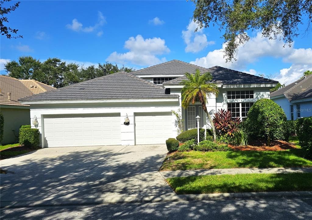8427 SAILING LOOP, LAKEWOOD RANCH, FL 34202