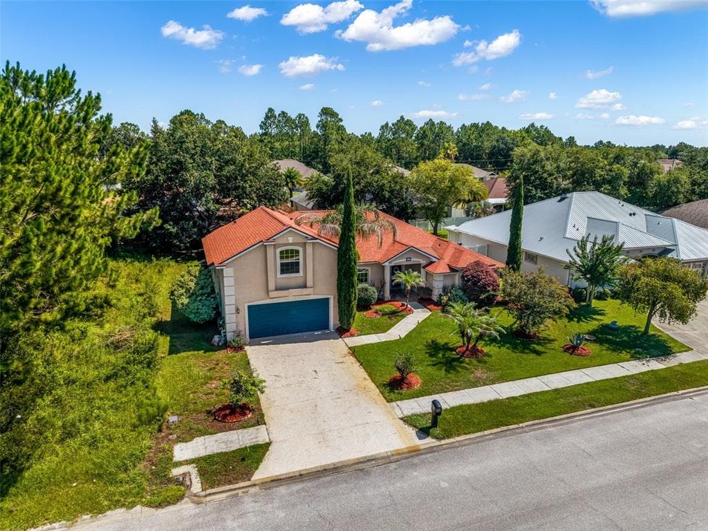 18 LEWISTON COURT, PALM COAST, FL 32137