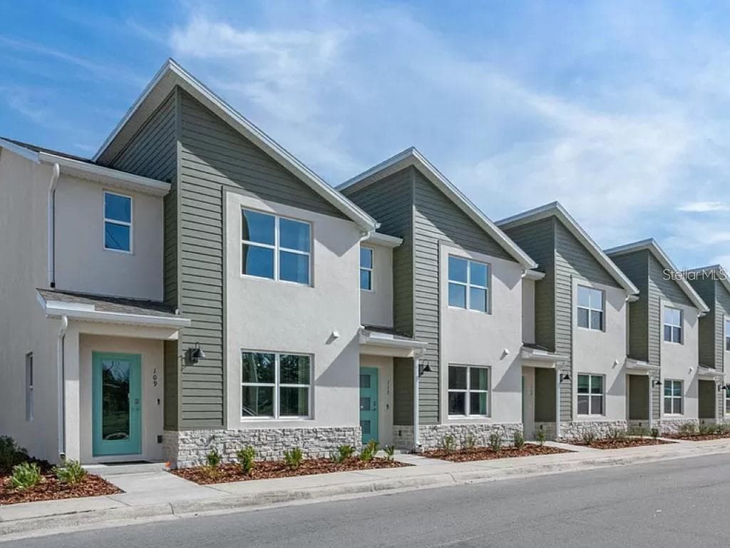 117 MYRTLE STREET, LONGWOOD, FL 32750