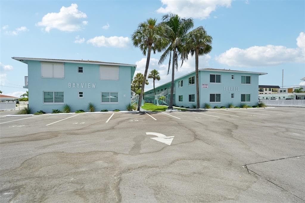 117 7TH STREET N # 1, BRADENTON BEACH, FL 34217