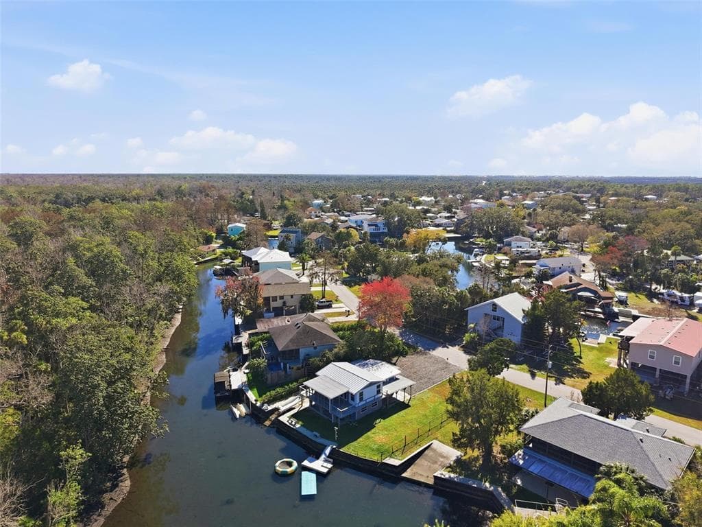 7266 TROPICAL DRIVE, WEEKI WACHEE, FL 34607