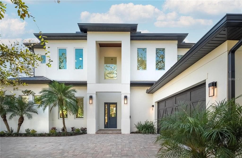 2420 FLOYD STREET, SARASOTA, FL 34239