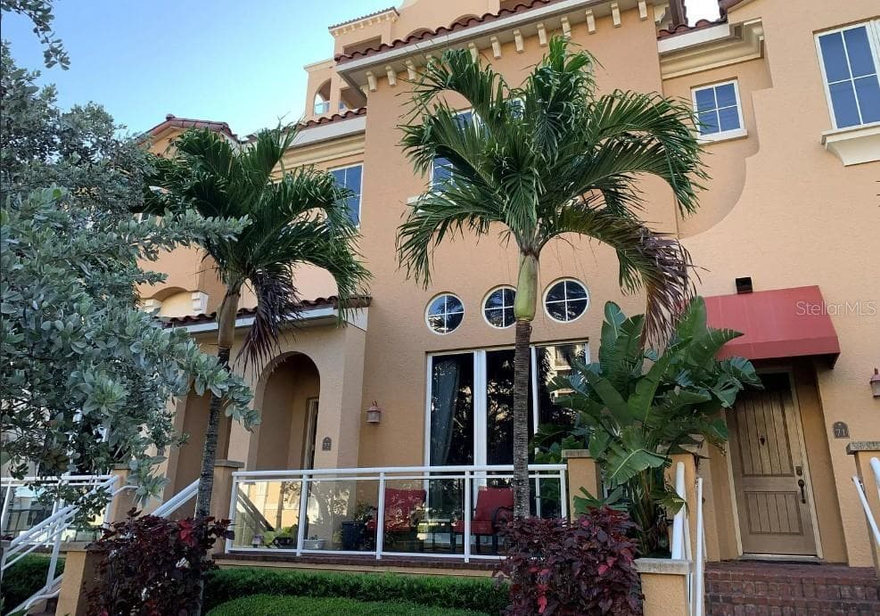 505 MANDALAY AVENUE # 72, CLEARWATER BEACH, FL 33767