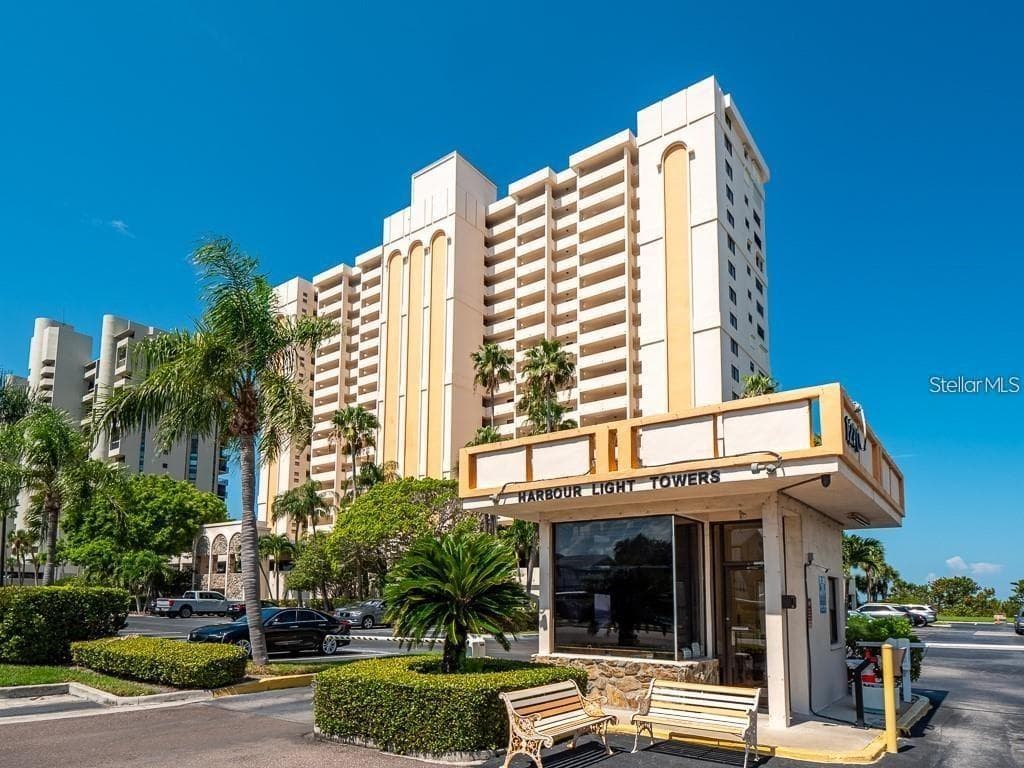 1270 GULF BOULEVARD # 1206, CLEARWATER BEACH, FL 33767