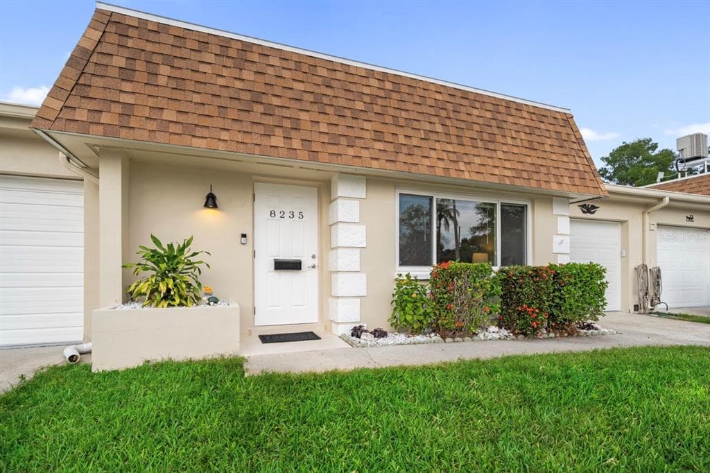 8235 BURGUNDY DRIVE N # 3, PINELLAS PARK, FL 33781