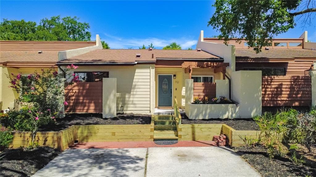712 TEAL LANE, ALTAMONTE SPRINGS, FL 32701